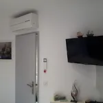 La Casa Tranquilia Chez Vero Et Jj A Marseillan (Herault)